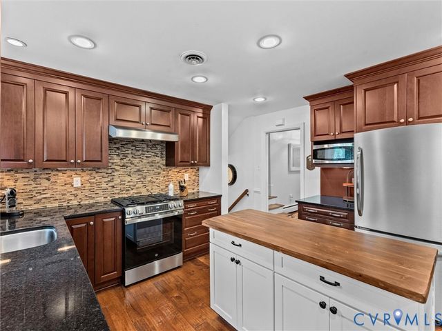 8516 Academy Rd, Henrico, VA 23229
