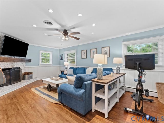 8516 Academy Rd, Henrico, VA 23229