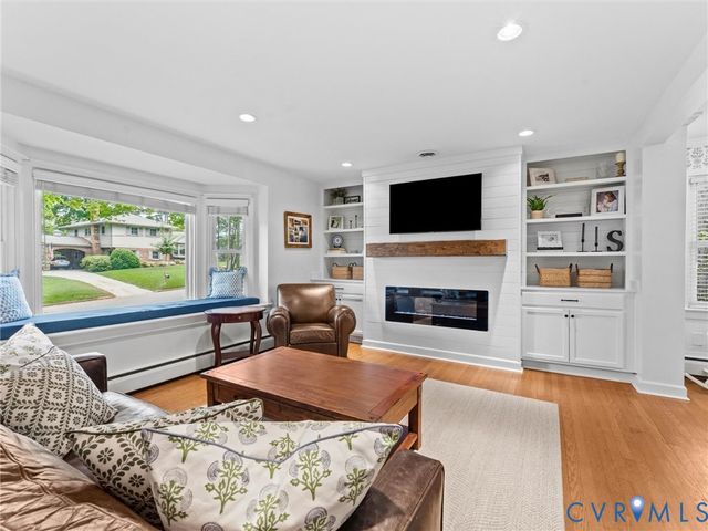 8516 Academy Rd, Henrico, VA 23229