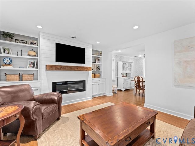 8516 Academy Rd, Henrico, VA 23229