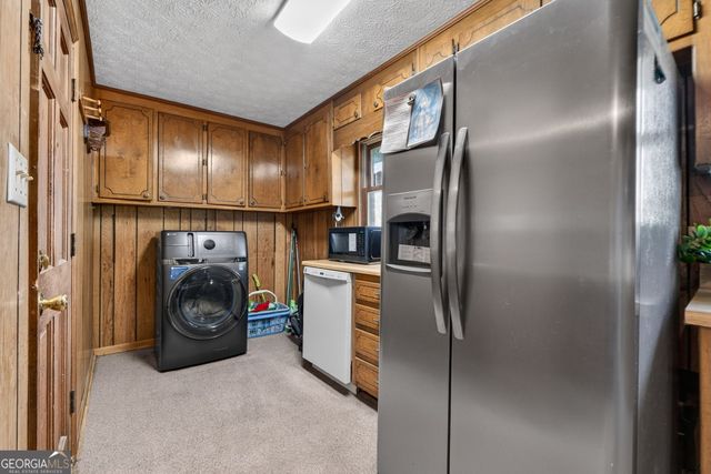 2411 Williamson Zebulon Road, Williamson, GA 30292