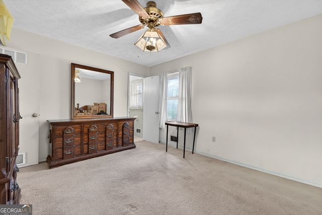 2411 Williamson Zebulon Road, Williamson, GA 30292