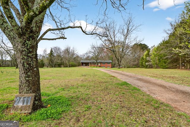 2411 Williamson Zebulon Road, Williamson, GA 30292