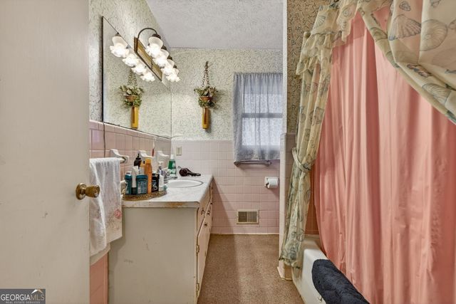 2411 Williamson Zebulon Road, Williamson, GA 30292