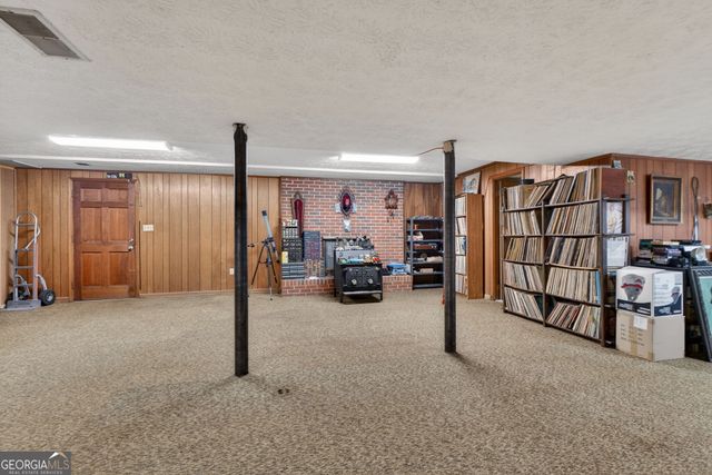 2411 Williamson Zebulon Road, Williamson, GA 30292