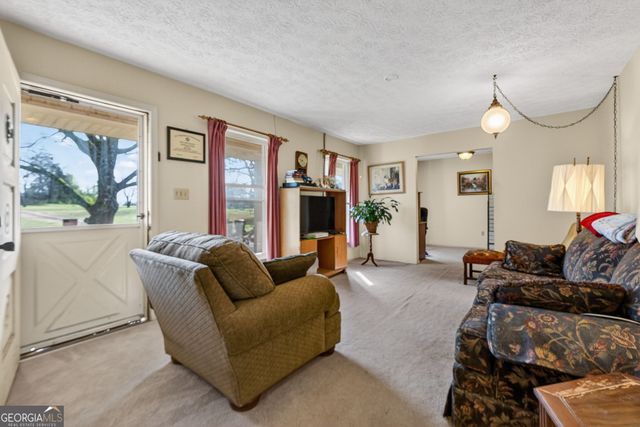 2411 Williamson Zebulon Road, Williamson, GA 30292