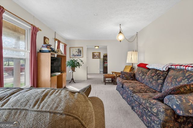 2411 Williamson Zebulon Road, Williamson, GA 30292