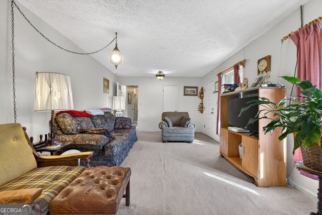 2411 Williamson Zebulon Road, Williamson, GA 30292