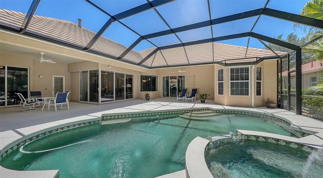 7507 ABBEY GLEN, Bradenton, FL 34202