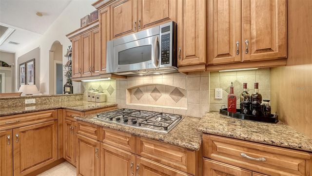 7507 ABBEY GLEN, Bradenton, FL 34202