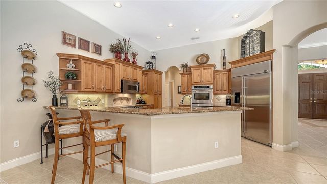 7507 ABBEY GLEN, Bradenton, FL 34202