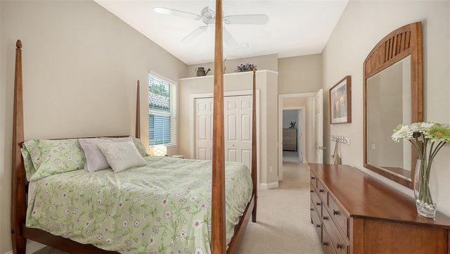 7507 ABBEY GLEN, Bradenton, FL 34202