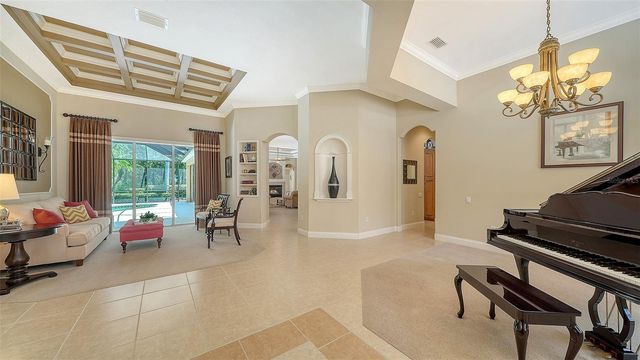 7507 ABBEY GLEN, Bradenton, FL 34202