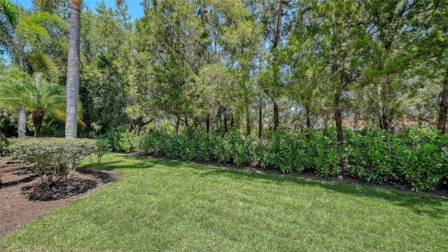 7507 ABBEY GLEN, Bradenton, FL 34202