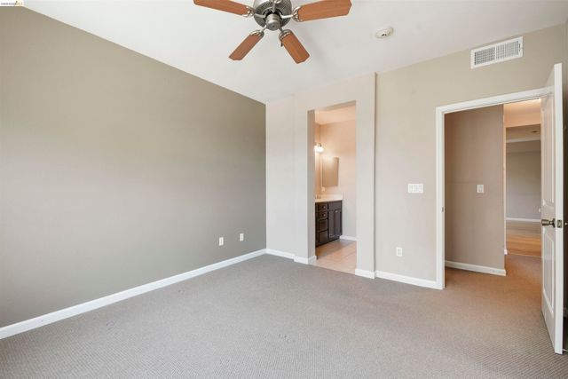 6246 Boulder Ln 4807, Oakland, CA 94605