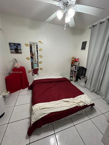 11 SW 32nd Ave 4, Miami, FL 33135