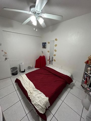 11 SW 32nd Ave 4, Miami, FL 33135