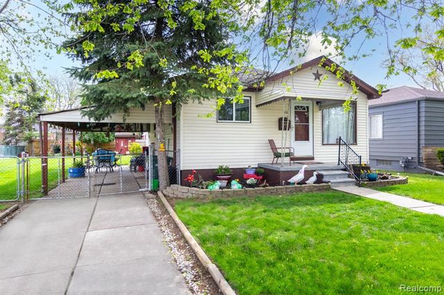 509 Cleophus Parkway, Lincoln Park, MI 48146