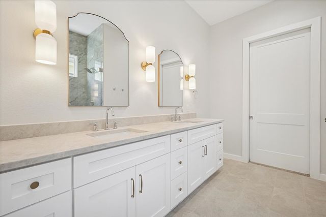 1633 E Tucker Street, Fort Worth, TX 76104