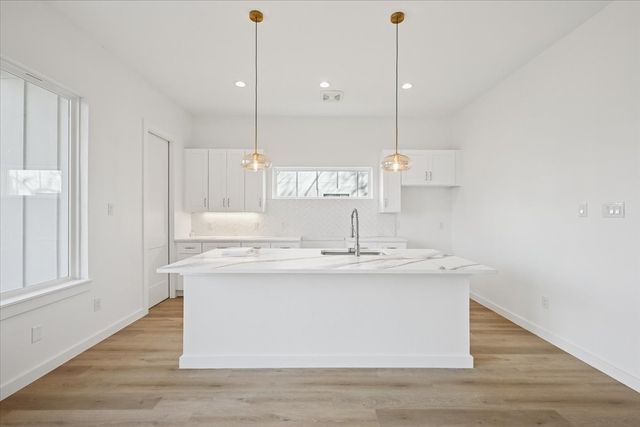 1633 E Tucker Street, Fort Worth, TX 76104