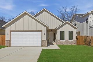 1633 E Tucker Street, Fort Worth, TX 76104