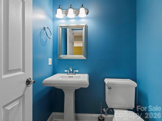306 Golden Hawk Trail, Asheville, NC 28805