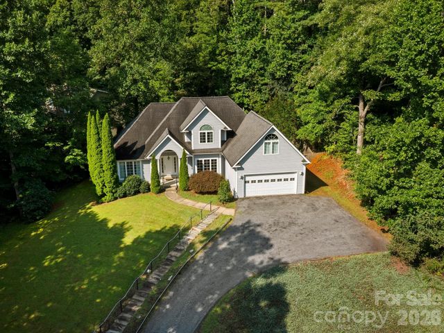 306 Golden Hawk Trail, Asheville, NC 28805