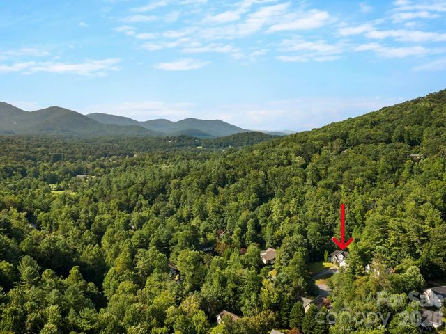 306 Golden Hawk Trail, Asheville, NC 28805