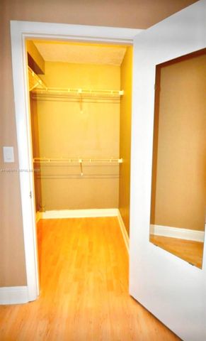 5654 Rock Island Rd 214, Tamarac, FL 33319