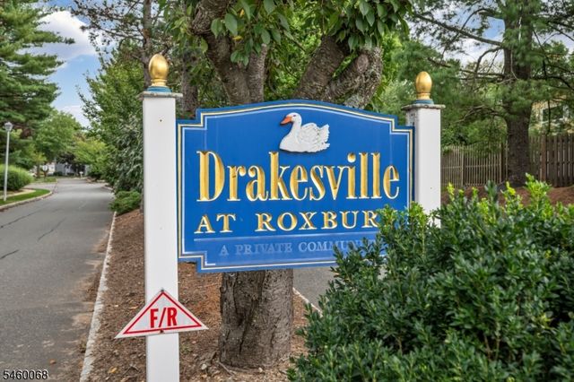 60 Drake Ln, Roxbury Twp., NJ 07852