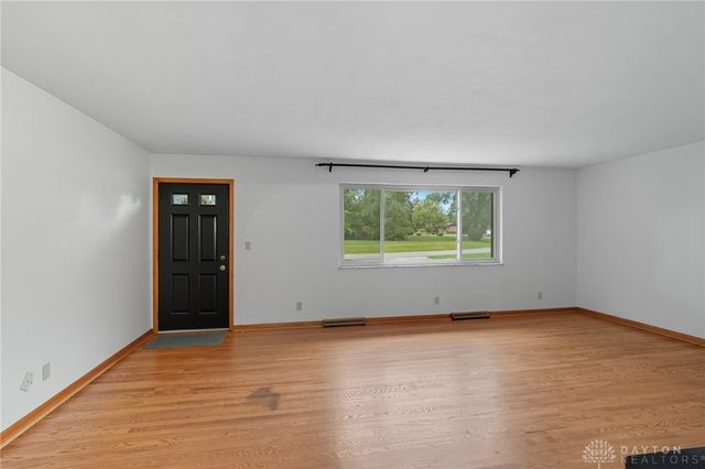 3330 Fair Oaks Drive, Beavercreek, OH 45434