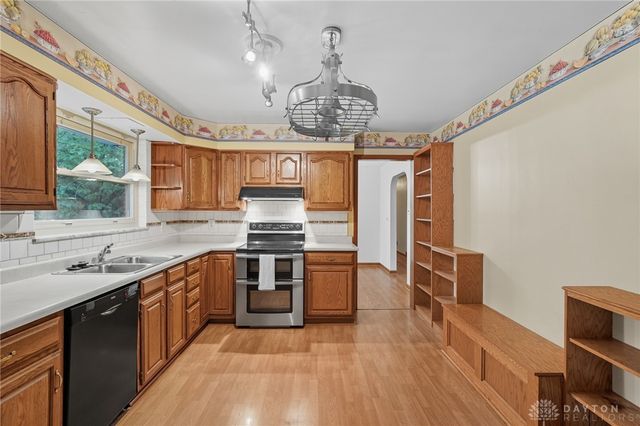 3330 Fair Oaks Drive, Beavercreek, OH 45434