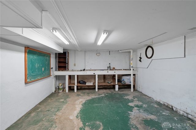 3330 Fair Oaks Drive, Beavercreek, OH 45434