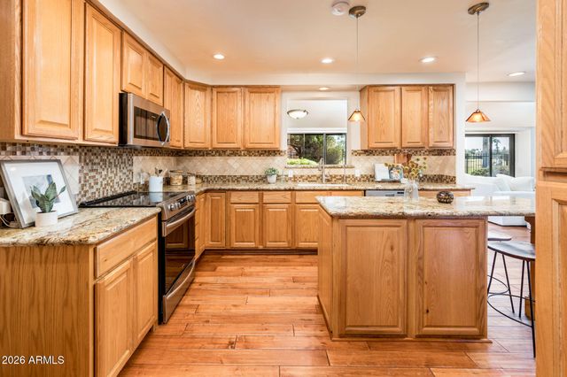 1825 W LEWIS Avenue, Phoenix, AZ 85007