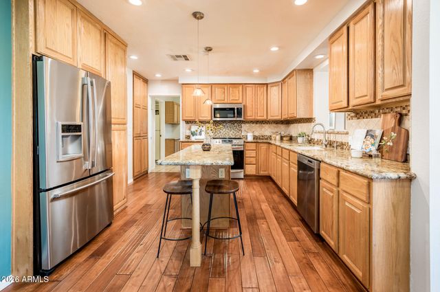 1825 W LEWIS Avenue, Phoenix, AZ 85007