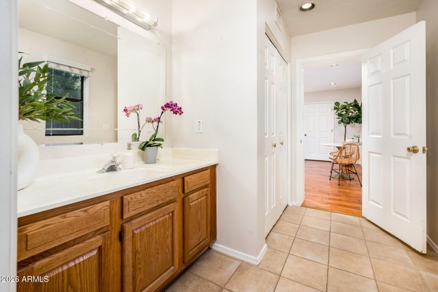 1825 W LEWIS Avenue, Phoenix, AZ 85007