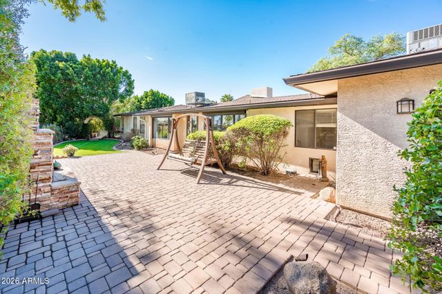 1825 W LEWIS Avenue, Phoenix, AZ 85007