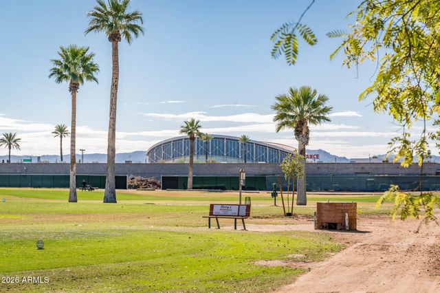 1825 W LEWIS Avenue, Phoenix, AZ 85007