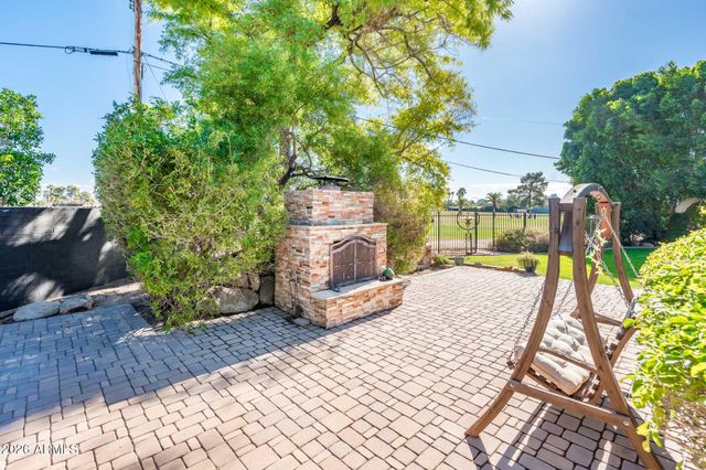 1825 W LEWIS Avenue, Phoenix, AZ 85007