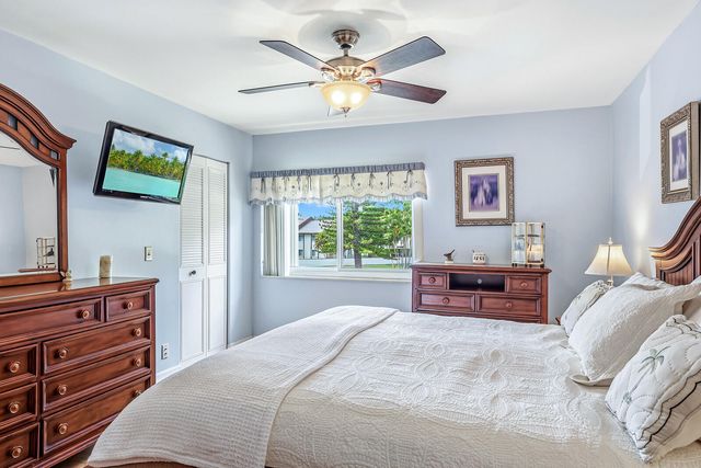 302 Pine Ridge Circle A-2, Greenacres, FL 33463