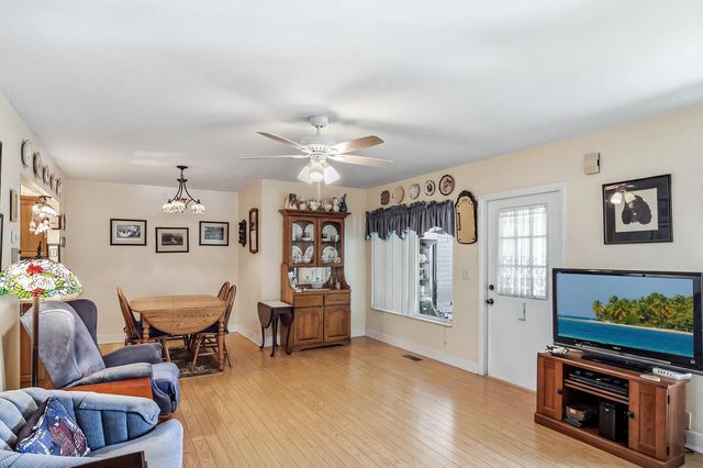 302 Pine Ridge Circle A-2, Greenacres, FL 33463