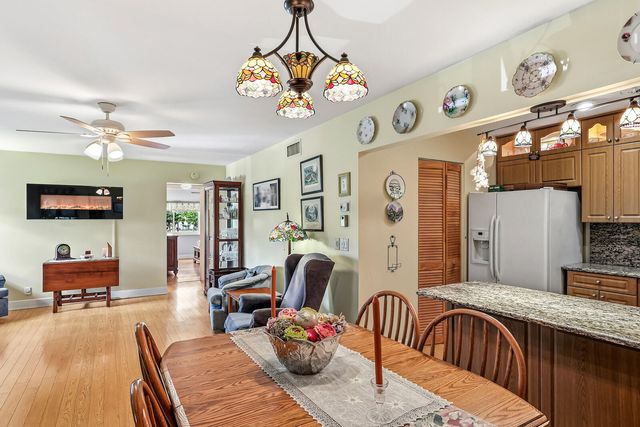 302 Pine Ridge Circle A-2, Greenacres, FL 33463