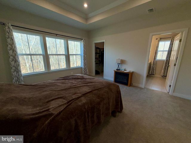 813 CANARY ISLAND CT, Newark, DE 19702