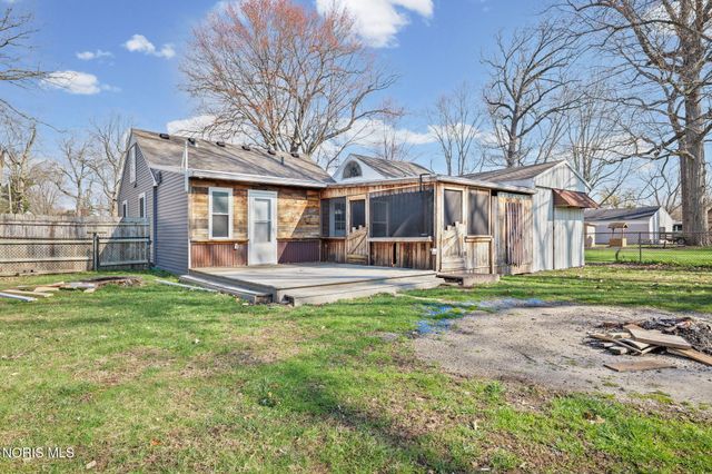 372 Dulton Drive, Toledo, OH 43615
