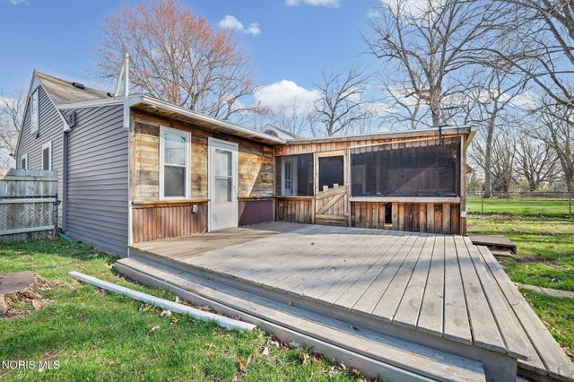 372 Dulton Drive, Toledo, OH 43615
