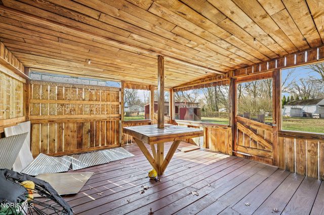 372 Dulton Drive, Toledo, OH 43615