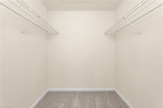 305 Glen Gate Circle, Kernersville, NC 27284