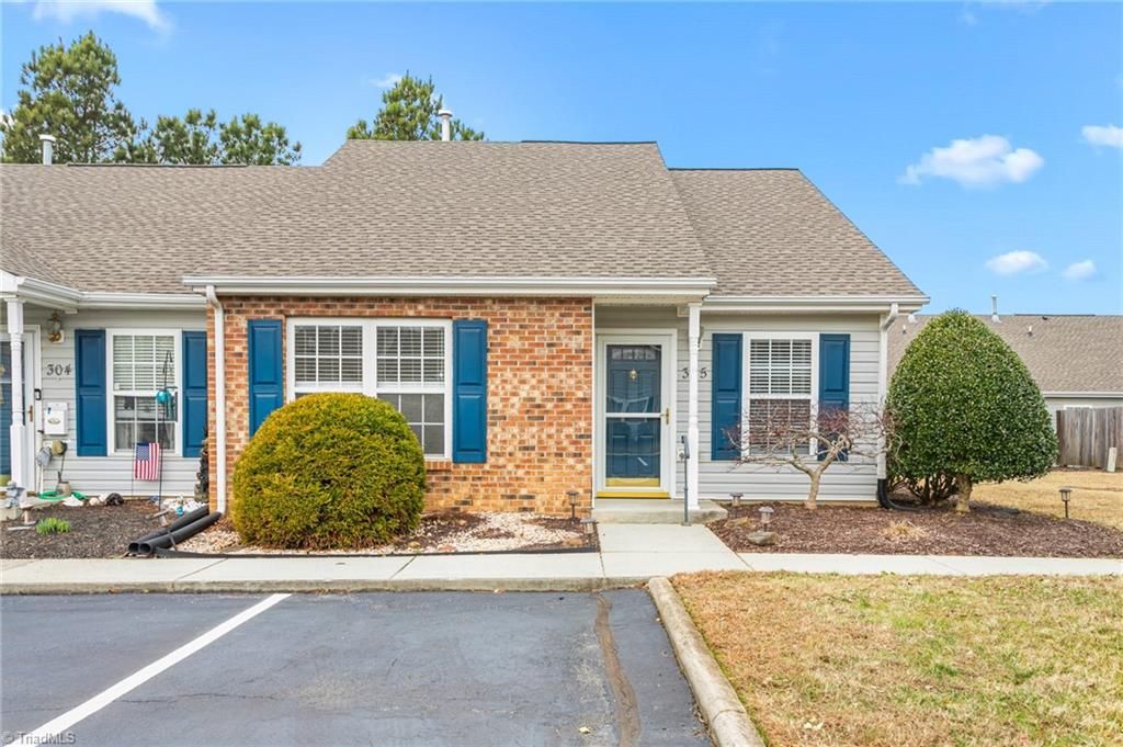 305 Glen Gate Circle, Kernersville, NC 27284