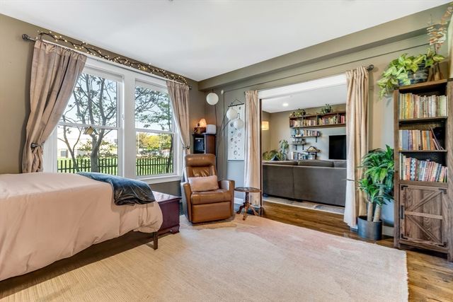 21 Park St 2, Somerville, MA 02143