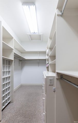 10386 Regent Court, Newburgh, IN 47630